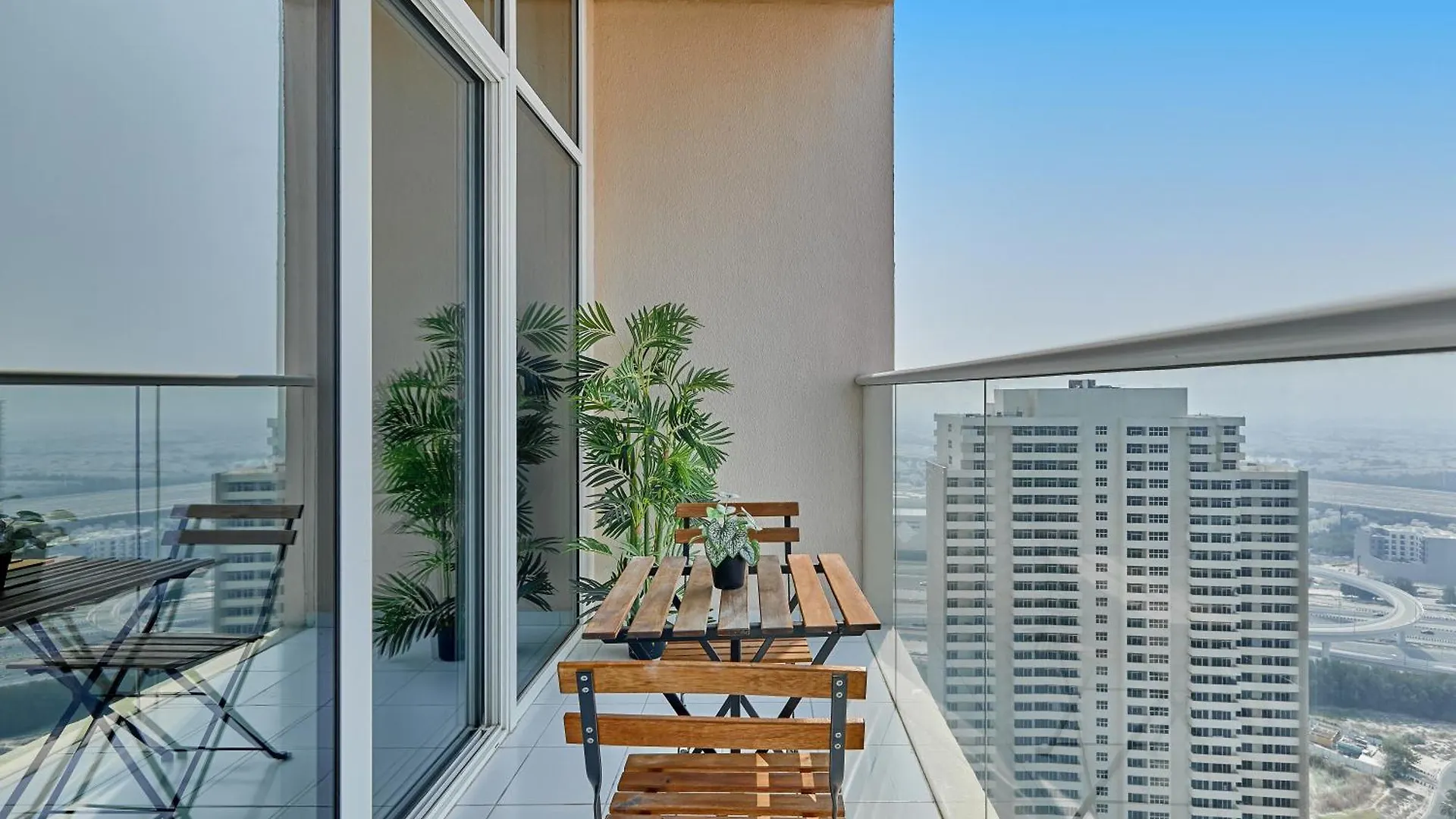 Bnbme - Damac Ghalia Apartment Dubai 0*,